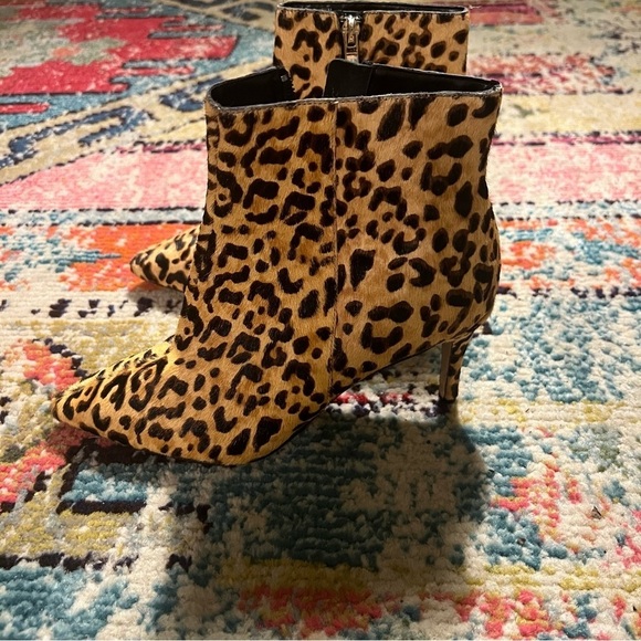 Halogen Ashlee Pointed Toe Ankle Bootie BOOTS Size 6.5 m Calf Hair Leopard HEELS - Picture 8 of 8